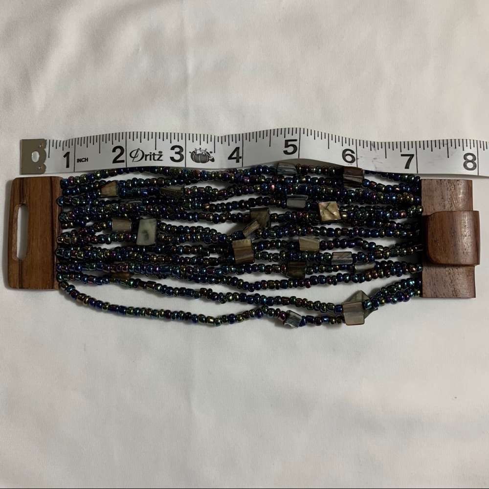 Peacock Shell Seed Bead Wooden Buckle Boho Cuff - Picture 6 of 7
